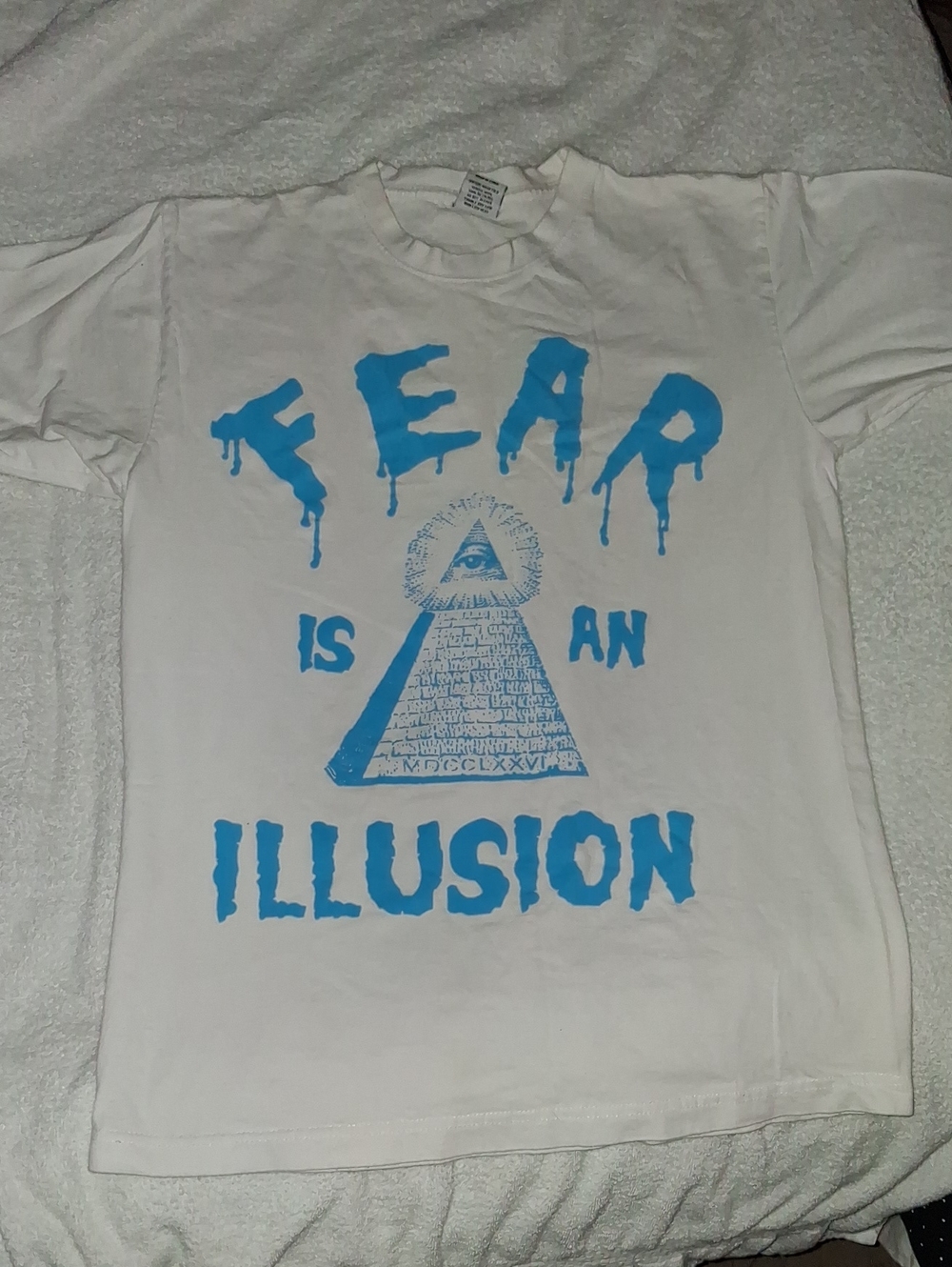 White Kids' 'Fear Is An Illusion' Graphic Tee - Blue Print